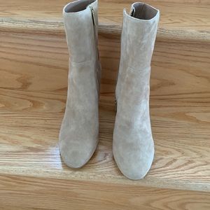 Suede l Michael. Kors bootie